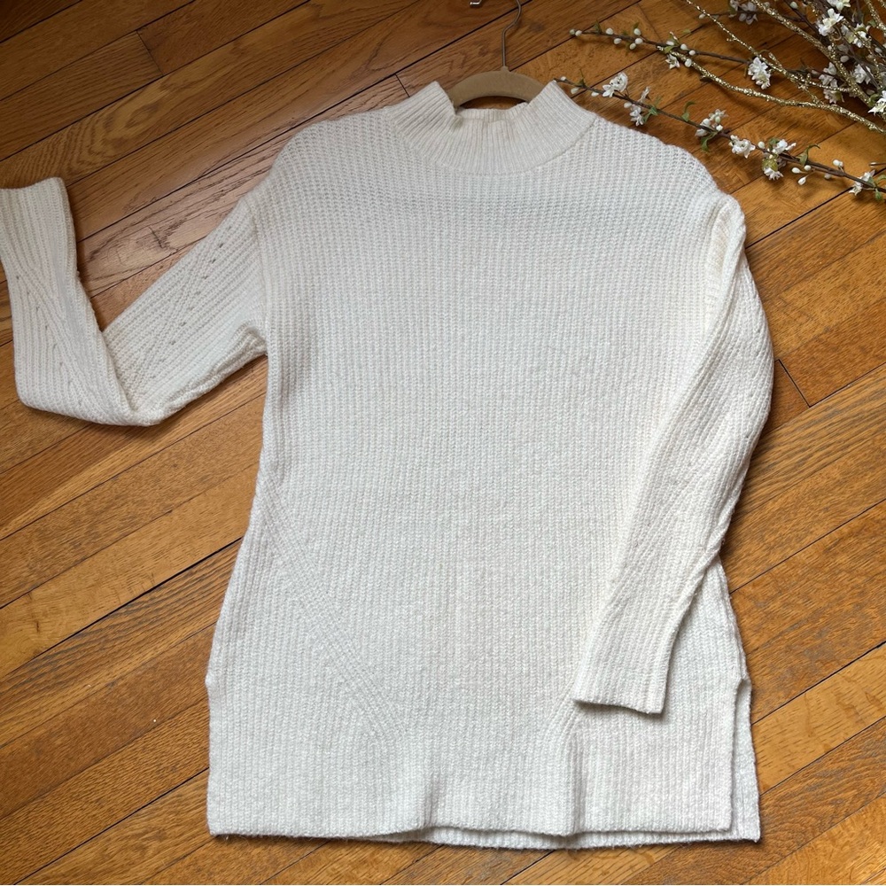 OLD NAVY Long Sleeved Mock Neck Sweater